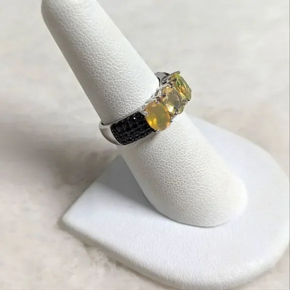 NWOT - Oval Ethiopian Opals w/ Black Spinel Rounds Rhodium Sterling Silver Ring - Picture 5 of 15